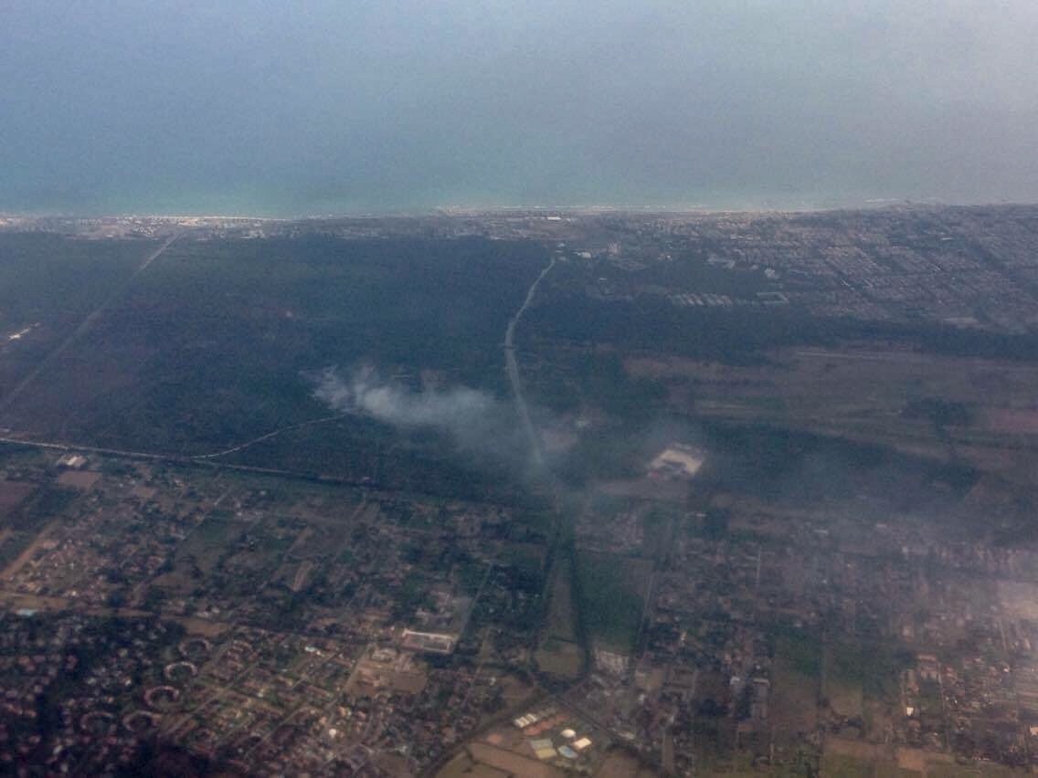 In esclusiva le foto aeree dell''incendio di oggi